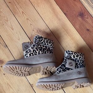 Timberland Womens Premium  Leopard Print/Beige Boots Size US 7